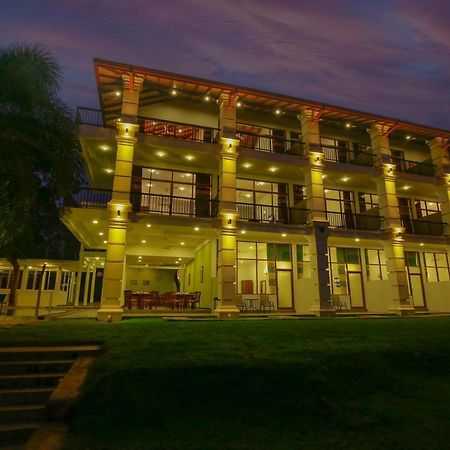 יאלה Diya Dahara Lake Resort מראה חיצוני תמונה